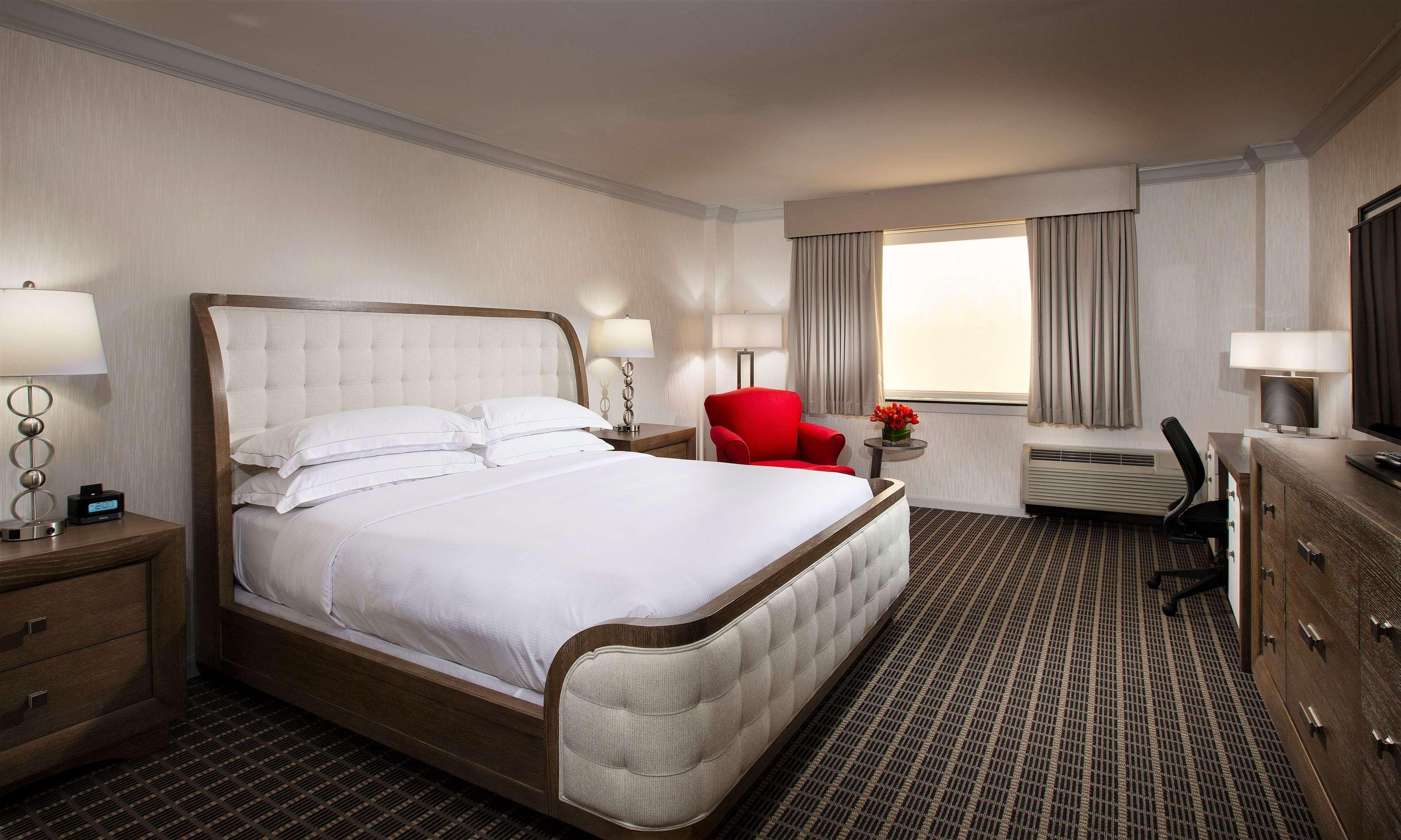 Hilton Chicago/Northbrook Hotel Екстериор снимка
