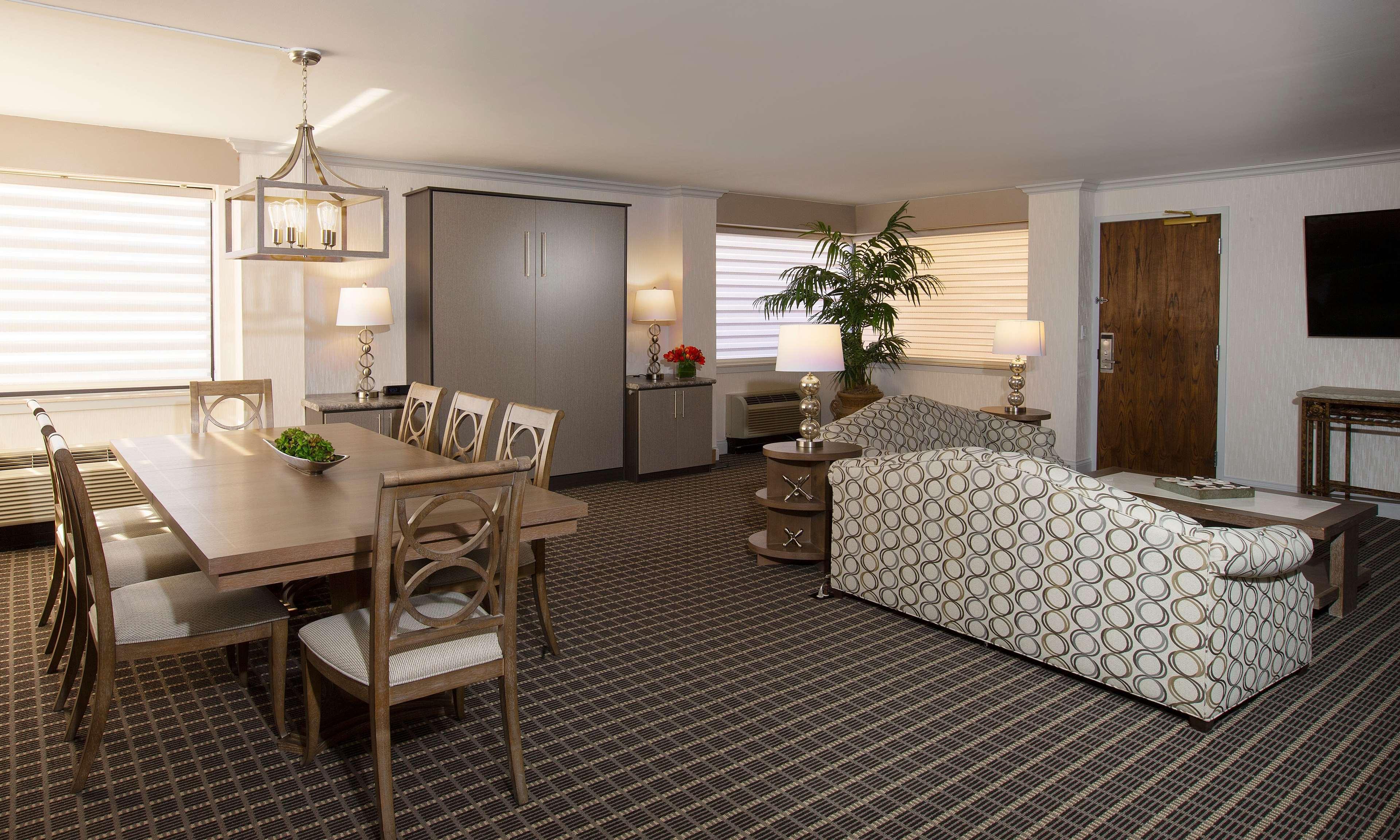 Hilton Chicago/Northbrook Hotel Екстериор снимка