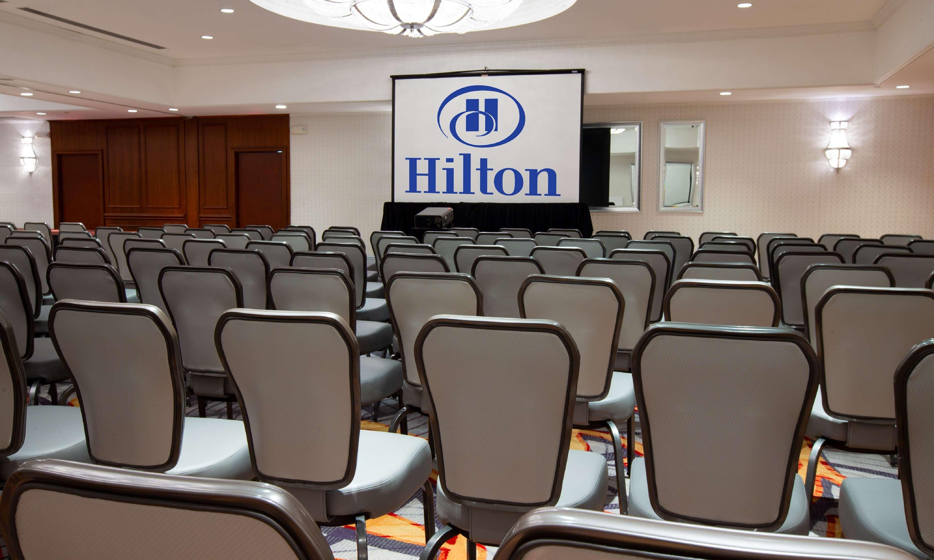 Hilton Chicago/Northbrook Hotel Екстериор снимка
