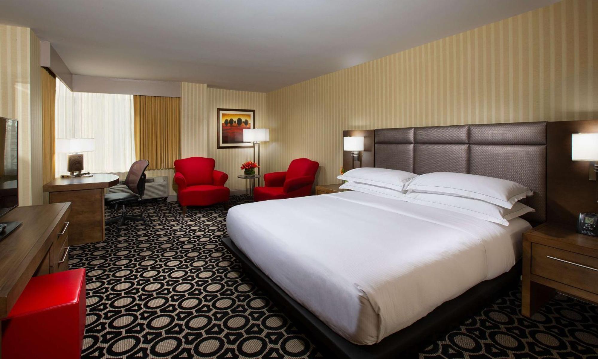 Hilton Chicago/Northbrook Hotel Екстериор снимка