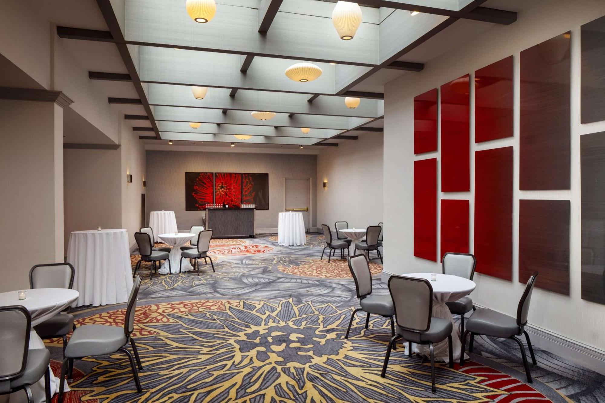Hilton Chicago/Northbrook Hotel Екстериор снимка