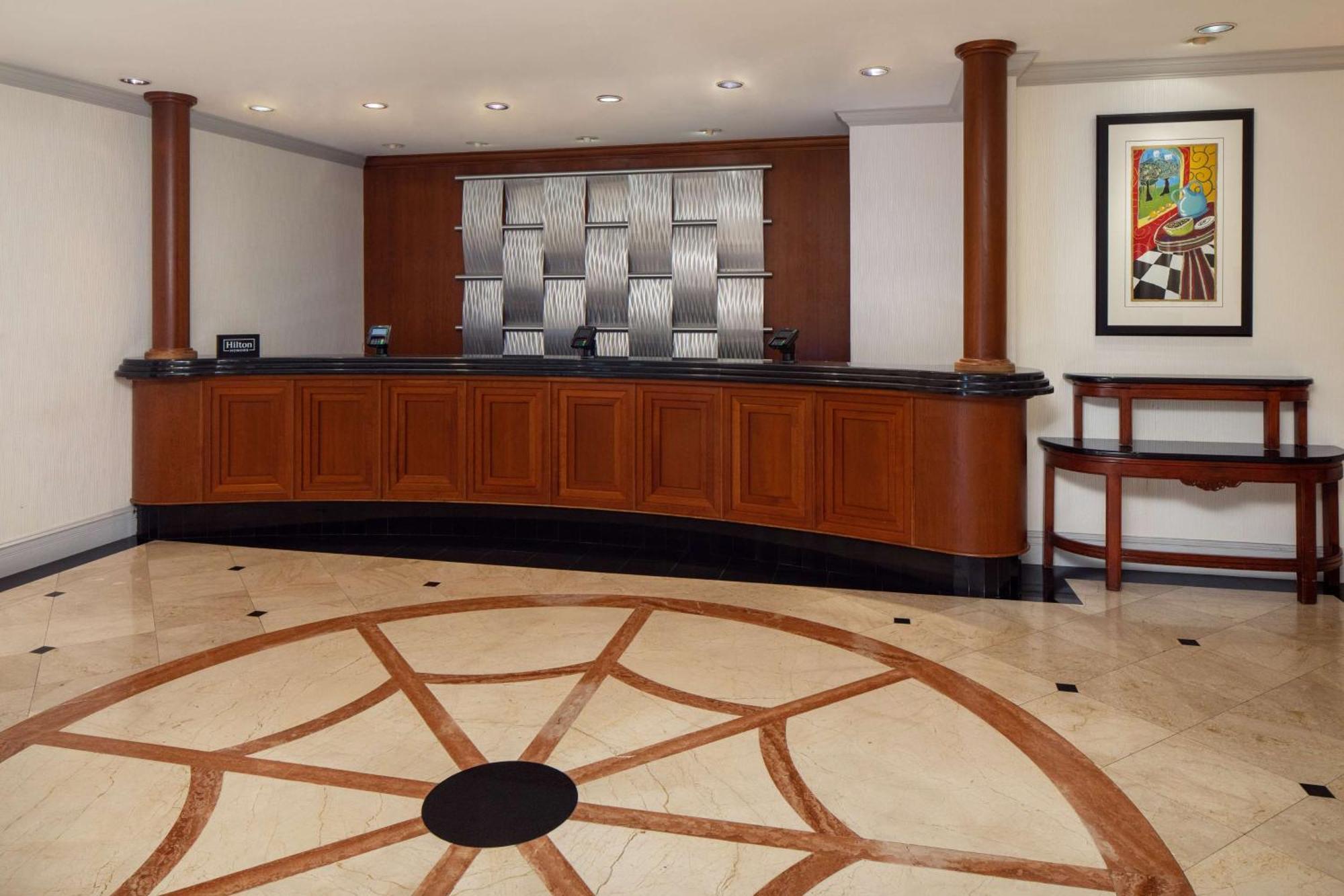 Hilton Chicago/Northbrook Hotel Екстериор снимка
